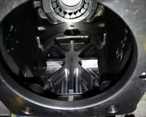 【i学院】轴向柱塞泵降噪方法 — 壳体结构优化