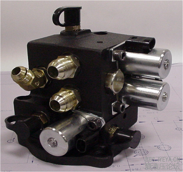 中小功率拖拉机变速箱控制阀组