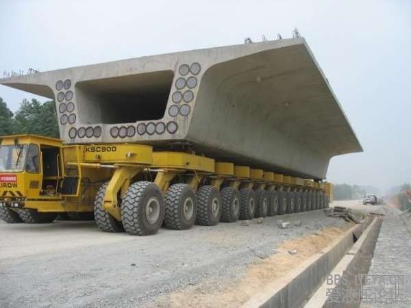 多轮运输车.jpg