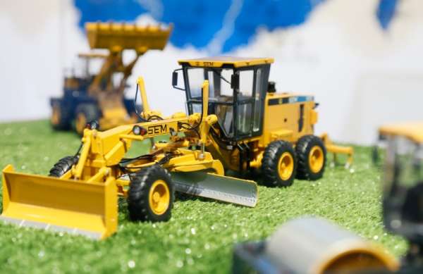 来bauma China看什么—车模