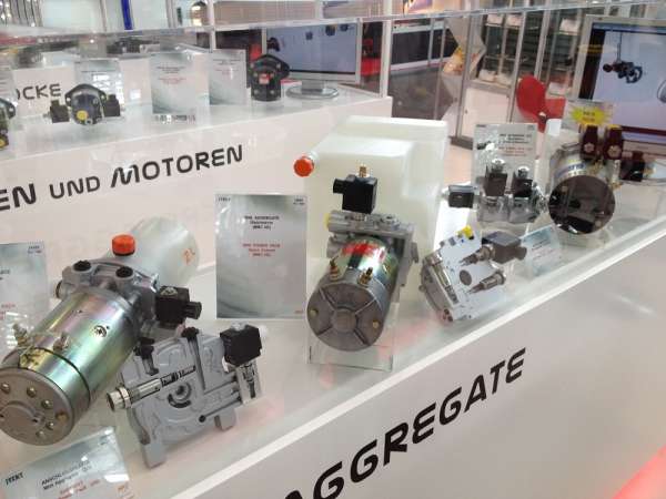 法国HPI 2014德国汉诺威CeMAT参展图片