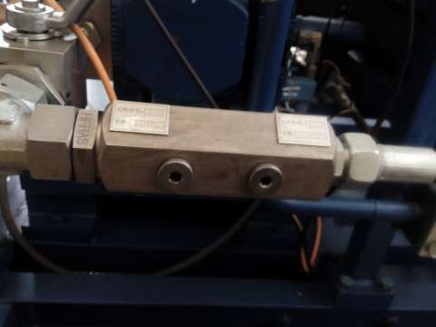 请教这个管件叫什么