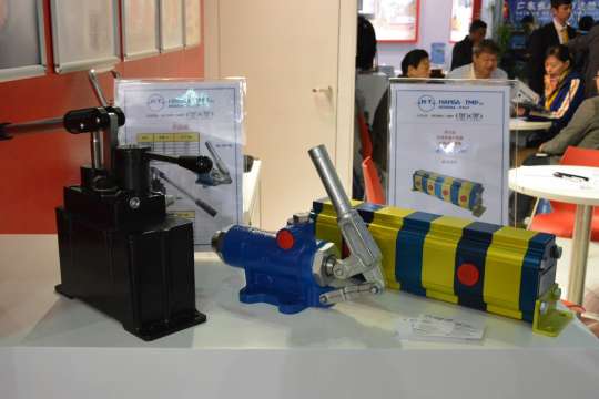 宝马展工程机械现场随拍