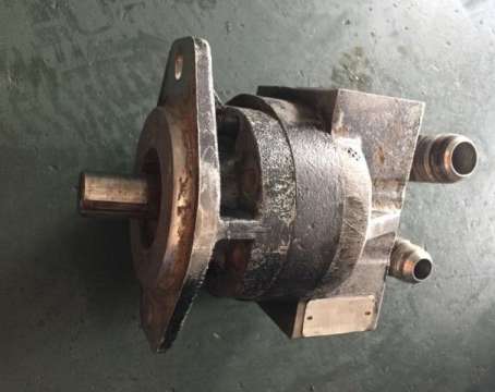 急求此泵和马达！请留下联系方式！要原厂！