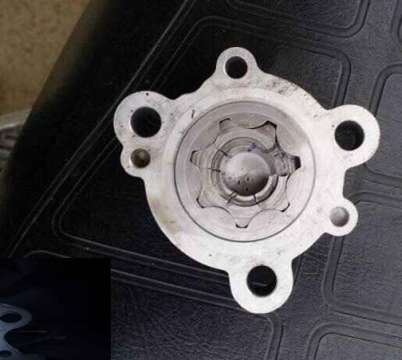 摆线泵出现内转子断裂最有可能是什么原因引起的？