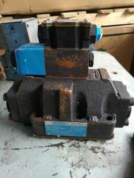 本人有二十来个美国进口电磁阀和一个大型的美国进口液压齿轮泵有大神懂吗