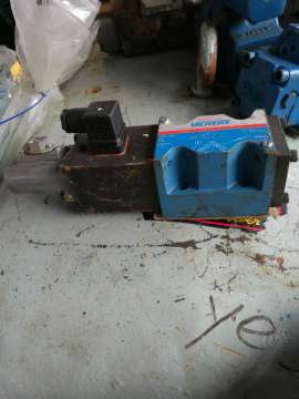 本人有二十来个美国进口电磁阀和一个大型的美国进口液压齿轮泵有大神懂吗