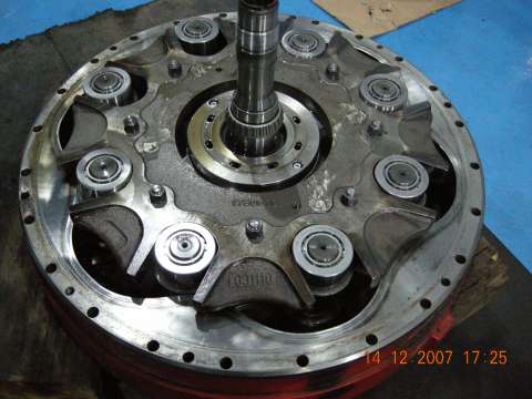 瑞典赫格隆液压马达的内部零件图片